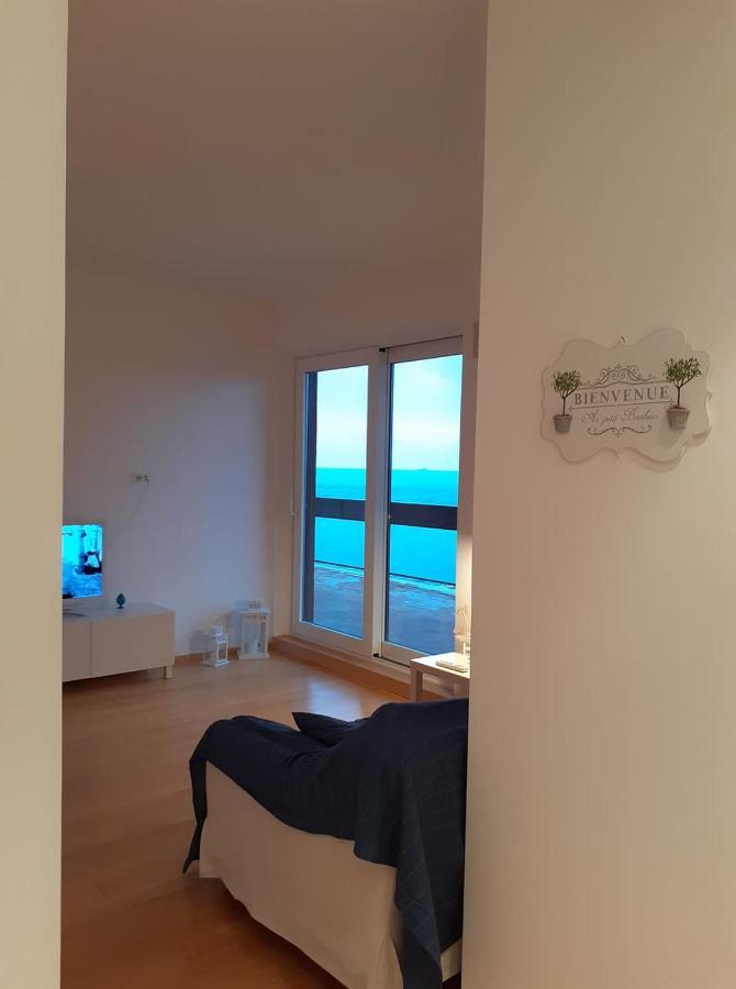 Attico Suite Spiaggia Bari Ngoại thất bức ảnh