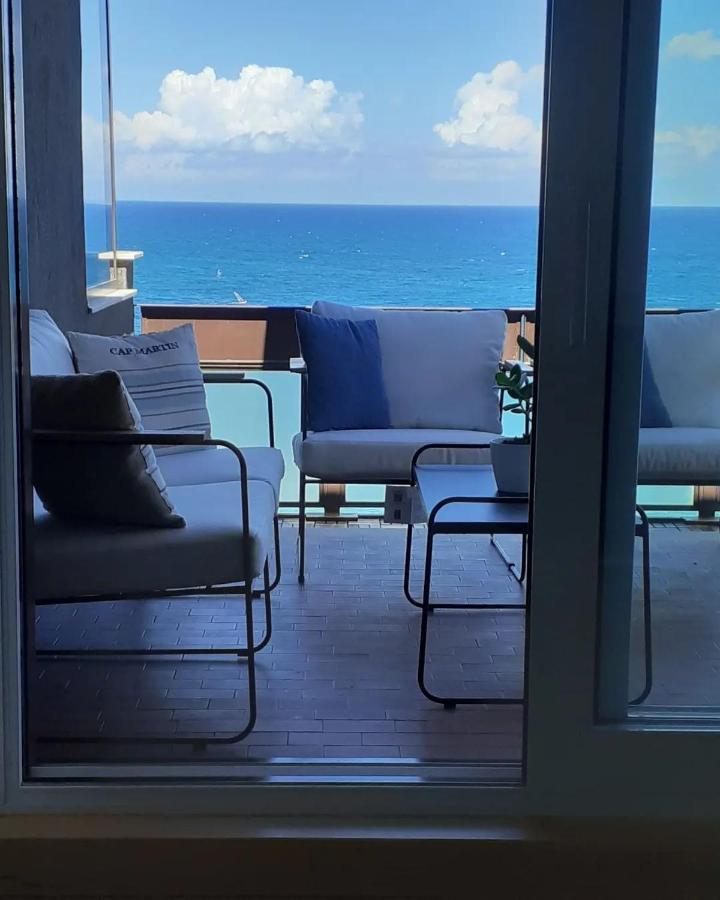 Attico Suite Spiaggia Bari Ngoại thất bức ảnh